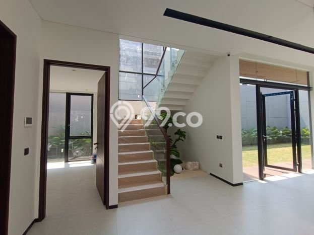 Rumah Elit Modern Tanpa Renovasi di Kota Baru Parahyangan Bandung Rumah Elit Modern Tanpa Renovasi di Kota Baru Parahyangan Bandung