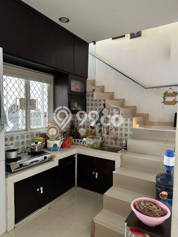 For Sale Rumah 3 Kamar Lokasi Strategis Bagus dan Strategis di Cipondoh For Sale Rumah 3 Kamar Lokasi Strategis Bagus dan Strategis di Cipondoh