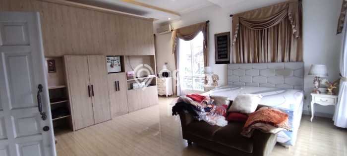 Hot Offer Hunian Premium Ideal dan Luas di Larangan, Tangerang Hot Offer Hunian Premium Ideal dan Luas di Larangan, Tangerang