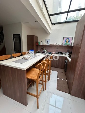 Jual Rumah Mewah Elegan Dengan View Cantik di BSD, Tangerang Jual Rumah Mewah Elegan Dengan View Cantik di BSD, Tangerang