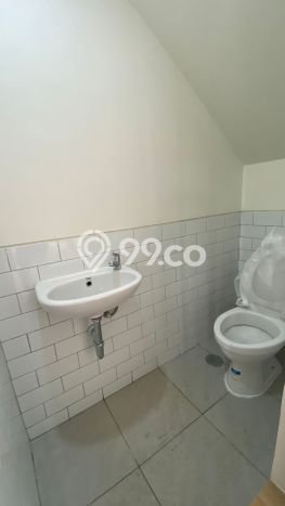Rumah Modern Minimalis 2 Kamar Siap Huni di Karawaci Rumah Modern Minimalis 2 Kamar Siap Huni di Karawaci