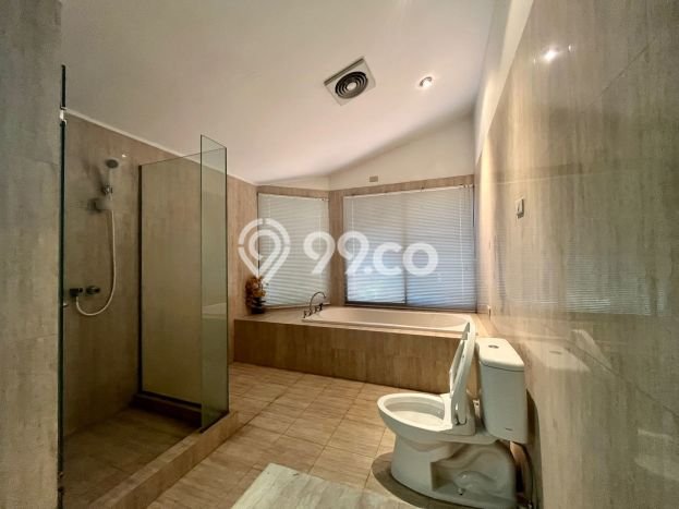 For Sale! Premium House LT 350m2 Desain Modern di Ancol For Sale! Premium House LT 350m2 Desain Modern di Ancol