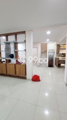 Rumah Sewa Jakarta Barat LT 90m2 LB 132m2 Kawasan Kalideres Rumah Sewa Jakarta Barat LT 90m2 LB 132m2 Kawasan Kalideres