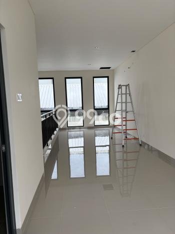 Unit Komersial Disewakan di Tangerang Kawasan Strategis Harga Kompetitif Unit Komersial Disewakan di Tangerang Kawasan Strategis Harga Kompetitif