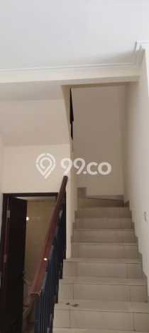 Jual Rumah Luas Elegan Dengan View Cantik di Green Lake City, Jakarta Barat Jual Rumah Luas Elegan Dengan View Cantik di Green Lake City, Jakarta Barat