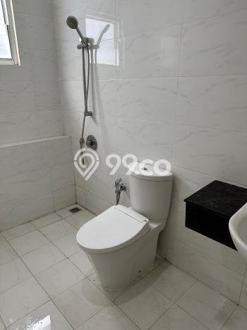 Jarang Ada! Rumah Kontrakan 4 Kamar Nyaman Siap Huni Green Lake City Jarang Ada! Rumah Kontrakan 4 Kamar Nyaman Siap Huni Green Lake City