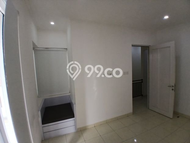 Rumah Elit LB 236m2 Siap Pakai Desain Elegan di Kalideres, Jakarta Barat Rumah Elit LB 236m2 Siap Pakai Desain Elegan di Kalideres, Jakarta Barat