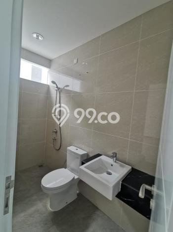 Jual Rumah Mewah Elegan Dengan View Eksklusif di Green Lake City, Jakarta Barat Jual Rumah Mewah Elegan Dengan View Eksklusif di Green Lake City, Jakarta Barat
