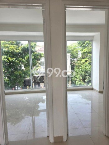 Rumah Luas Asri 3 KT Siap Pakai di Graha Raya Tangerang Selatan Rumah Luas Asri 3 KT Siap Pakai di Graha Raya Tangerang Selatan