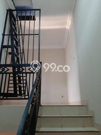 Jual Rumah Strategis Bagus Punya 4 KT di Cipondoh Tangerang SHM Jual Rumah Strategis Bagus Punya 4 KT di Cipondoh Tangerang SHM