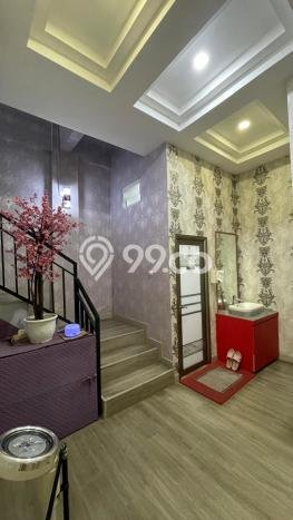 Ruko Dijual Lokasi Emas di Cipondoh Luas 173m2 Ruko Dijual Lokasi Emas di Cipondoh Luas 173m2