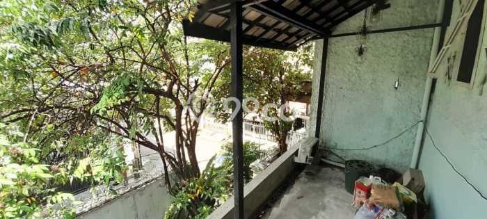 Rumah Luxury di Jakarta Barat Strategis Kondisi Terawat Rumah Luxury di Jakarta Barat Strategis Kondisi Terawat