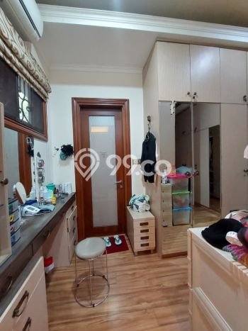 Dijual Rumah Mewah Elegan Dengan View Cantik di Slipi, Jakarta Barat Dijual Rumah Mewah Elegan Dengan View Cantik di Slipi, Jakarta Barat