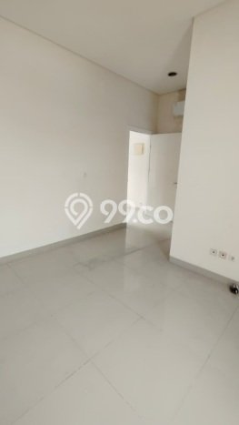 Disewakan! Rumah 3 Kamar Tidur &
3 Kamar Mandi di Green Lake City, Jakarta Barat Disewakan! Rumah 3 Kamar Tidur &
3 Kamar Mandi di Green Lake City, Jakarta Barat