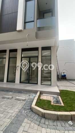 Disewakan Ruko di Kawasan Ramai Gading Serpong Luas 100m2 Disewakan Ruko di Kawasan Ramai Gading Serpong Luas 100m2