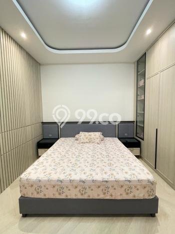 Siap Huni Rumah Mewah 4 Kamar di Cengkareng Dekat ke Mana Saja Siap Huni Rumah Mewah 4 Kamar di Cengkareng Dekat ke Mana Saja