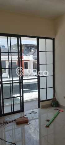 Jual Rumah Luas Elegan Dengan View Cantik di Green Lake City, Jakarta Barat Jual Rumah Luas Elegan Dengan View Cantik di Green Lake City, Jakarta Barat