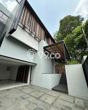 Disewakan! Rumah 5 Kamar Tidur &
6 Kamar Mandi di Kemang, Jakarta Selatan Disewakan! Rumah 5 Kamar Tidur &
6 Kamar Mandi di Kemang, Jakarta Selatan