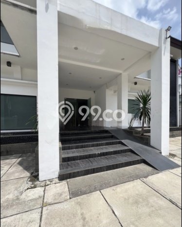 Ruko disewakan lokasi strategis Kebayoran Baru Jakarta Selatan 1859m2 Ruko disewakan lokasi strategis Kebayoran Baru Jakarta Selatan 1859m2