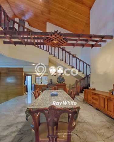Hunian Mewah Dijual LT 445m2 di Cilandak, Jakarta Selatan Hunian Mewah Dijual LT 445m2 di Cilandak, Jakarta Selatan