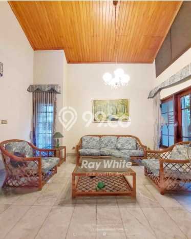 Hunian Mewah Dijual LT 445m2 di Cilandak, Jakarta Selatan Hunian Mewah Dijual LT 445m2 di Cilandak, Jakarta Selatan