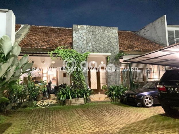 Disewakan segera rumah minimalis strategis 4 Kamar di Kebayoran Baru, Jakarta Selatan Disewakan segera rumah minimalis strategis 4 Kamar di Kebayoran Baru, Jakarta Selatan