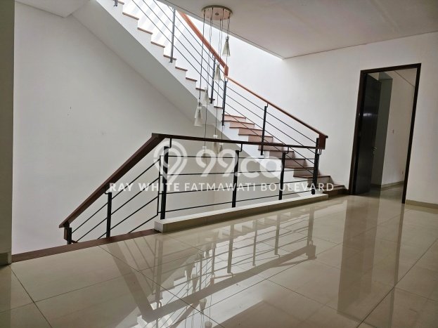 Dijual Hunian Mewah dengan Fasilitas Sekitar Lengkap di Cilandak, Jakarta Selatan Dijual Hunian Mewah dengan Fasilitas Sekitar Lengkap di Cilandak, Jakarta Selatan