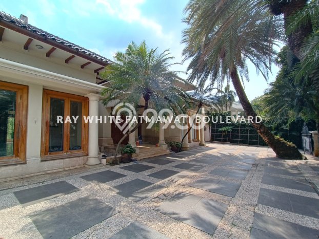 Jual Rumah Mewah Elegan Dengan View Cantik di Cipete, Jakarta Selatan Jual Rumah Mewah Elegan Dengan View Cantik di Cipete, Jakarta Selatan