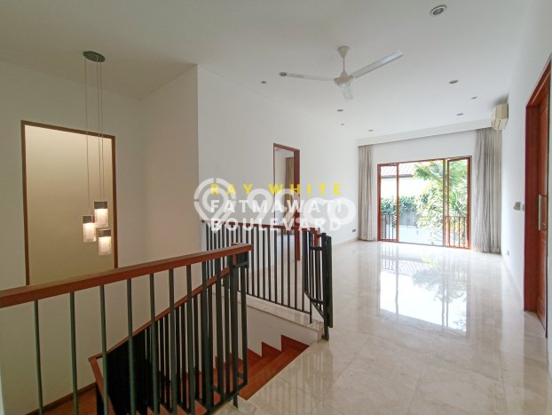 Kemang Selatan Attached To Kemang Dalam Nice And Modern House Kemang Selatan Attached To Kemang Dalam Nice And Modern House