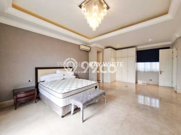 Jarang Ada! Rumah Kontrakan 3 Kamar Bagus Siap Huni Pondok Indah Jarang Ada! Rumah Kontrakan 3 Kamar Bagus Siap Huni Pondok Indah