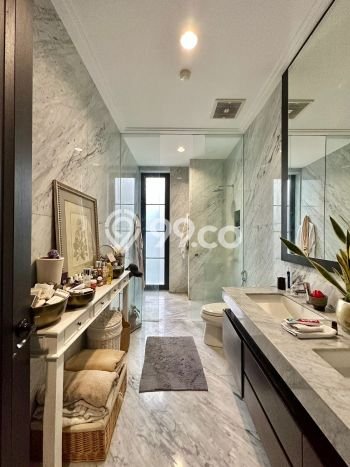Rumah Luxury Modern Siap Huni di Kemang Jakarta Selatan Rumah Luxury Modern Siap Huni di Kemang Jakarta Selatan