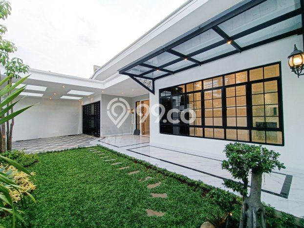 Hunian Mewah Siap Huni LT 515m2 di Cilandak, Jakarta Selatan Hunian Mewah Siap Huni LT 515m2 di Cilandak, Jakarta Selatan