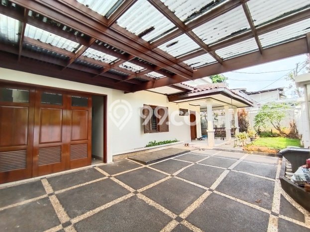 Rumah Mewah Siap Huni LT 406m2 di Cilandak, Jakarta Selatan Rumah Mewah Siap Huni LT 406m2 di Cilandak, Jakarta Selatan