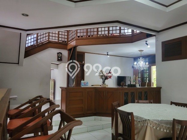 Jual Rumah Mewah Elegan Dengan View Cantik di Lebak Bulus, Jakarta Selatan Jual Rumah Mewah Elegan Dengan View Cantik di Lebak Bulus, Jakarta Selatan