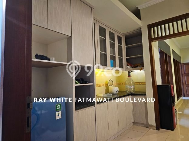 Disewakan! Rumah 4 Kamar Tidur &
3 Kamar Mandi di Cipete, Jakarta Selatan Disewakan! Rumah 4 Kamar Tidur &
3 Kamar Mandi di Cipete, Jakarta Selatan