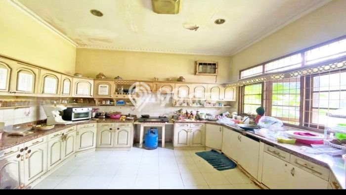 Jual Segera Rumah 5 KT 3 KM di Pejaten, Jakarta Selatan Jual Segera Rumah 5 KT 3 KM di Pejaten, Jakarta Selatan