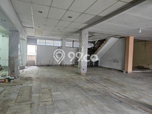 Ruko Area Komersial di Fatmawati, Luas 1200m², Siap Usaha Ruko Area Komersial di Fatmawati, Luas 1200m², Siap Usaha