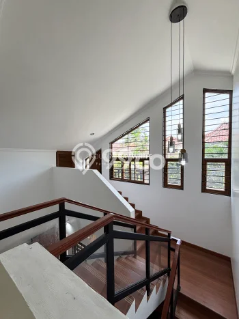 Disewakan! Rumah 4 Kamar Tidur &
3 Kamar Mandi di Pondok Indah, Jakarta Selatan Disewakan! Rumah 4 Kamar Tidur &
3 Kamar Mandi di Pondok Indah, Jakarta Selatan