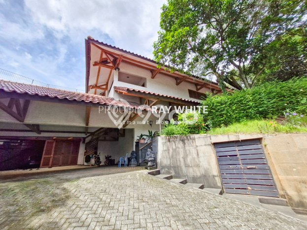 For Sale! Luxury House LT 1844m2 Desain Modern di Pondok Indah For Sale! Luxury House LT 1844m2 Desain Modern di Pondok Indah
