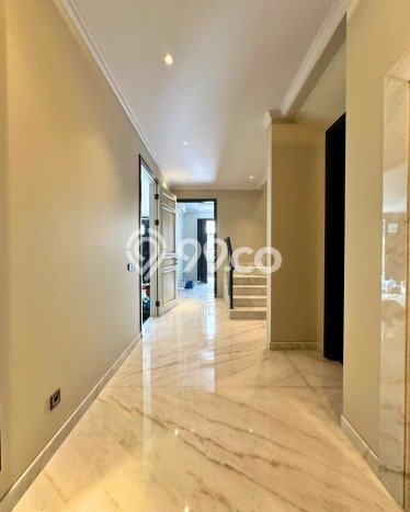 Rumah Eksklusif Siap Huni LT 370m2 di Kebayoran Baru, Jakarta Selatan Rumah Eksklusif Siap Huni LT 370m2 di Kebayoran Baru, Jakarta Selatan