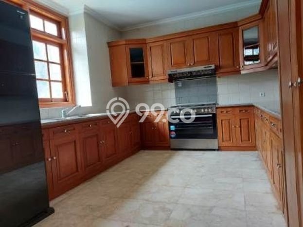 Rumah Luxury Modern Tanpa Renovasi di patra kuningan Jakarta Selatan Rumah Luxury Modern Tanpa Renovasi di patra kuningan Jakarta Selatan