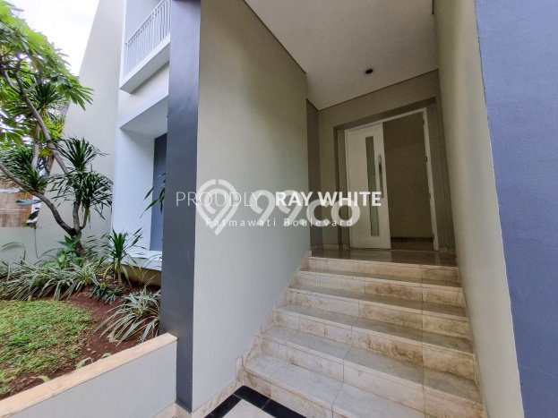 Hunian Minimalis dengan LT 500m2 & LB 480m2 Disewakan di Kemang Hunian Minimalis dengan LT 500m2 & LB 480m2 Disewakan di Kemang
