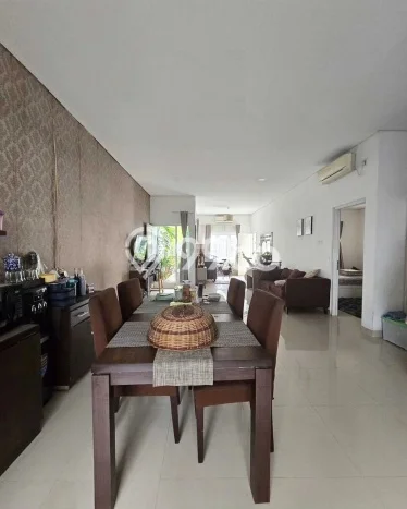 Hunian Nyaman Asri 2 KT Siap Huni di Pondok Bambu Jakarta Timur Hunian Nyaman Asri 2 KT Siap Huni di Pondok Bambu Jakarta Timur