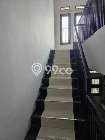 Disewakan Cepat Rumah Kondisi Baik di Kawasan Duren Sawit, Jakarta Timur Disewakan Cepat Rumah Kondisi Baik di Kawasan Duren Sawit, Jakarta Timur