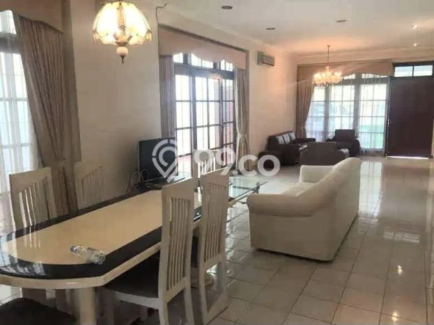 Disewakan Rumah Konsep Modern di Menteng Jakarta Pusat dengan 5 KT Disewakan Rumah Konsep Modern di Menteng Jakarta Pusat dengan 5 KT