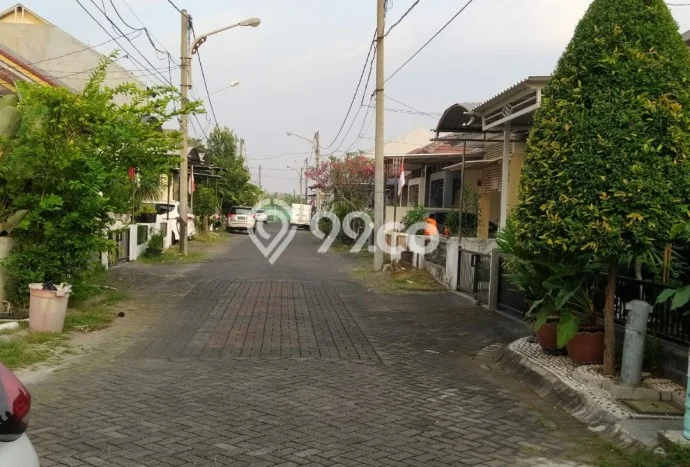 Dijual Cepat Rumah Favorit Siap Huni LB 90m2 di Sukolilo, Surabaya Dijual Cepat Rumah Favorit Siap Huni LB 90m2 di Sukolilo, Surabaya