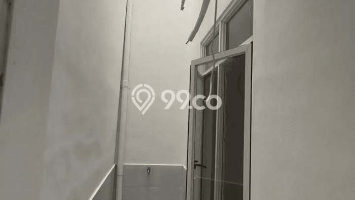 Rumah Modern 4 KT di Pakuwon City Surabaya Rumah Modern 4 KT di Pakuwon City Surabaya