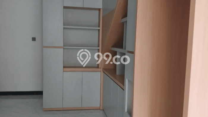 Rumah Modern 3 KT di Pakuwon City Surabaya Rumah Modern 3 KT di Pakuwon City Surabaya