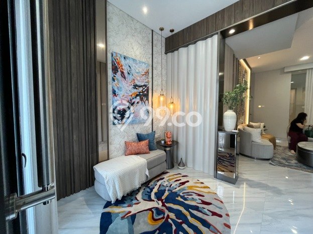 Dijual Rumah Luas Elegan Dengan View Cantik di Pakuwon City, Surabaya Dijual Rumah Luas Elegan Dengan View Cantik di Pakuwon City, Surabaya