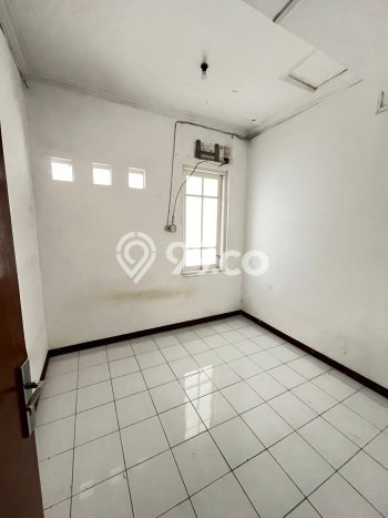 Rumah Modern 3 KT di Pakuwon City Surabaya Unfurnished Rumah Modern 3 KT di Pakuwon City Surabaya Unfurnished